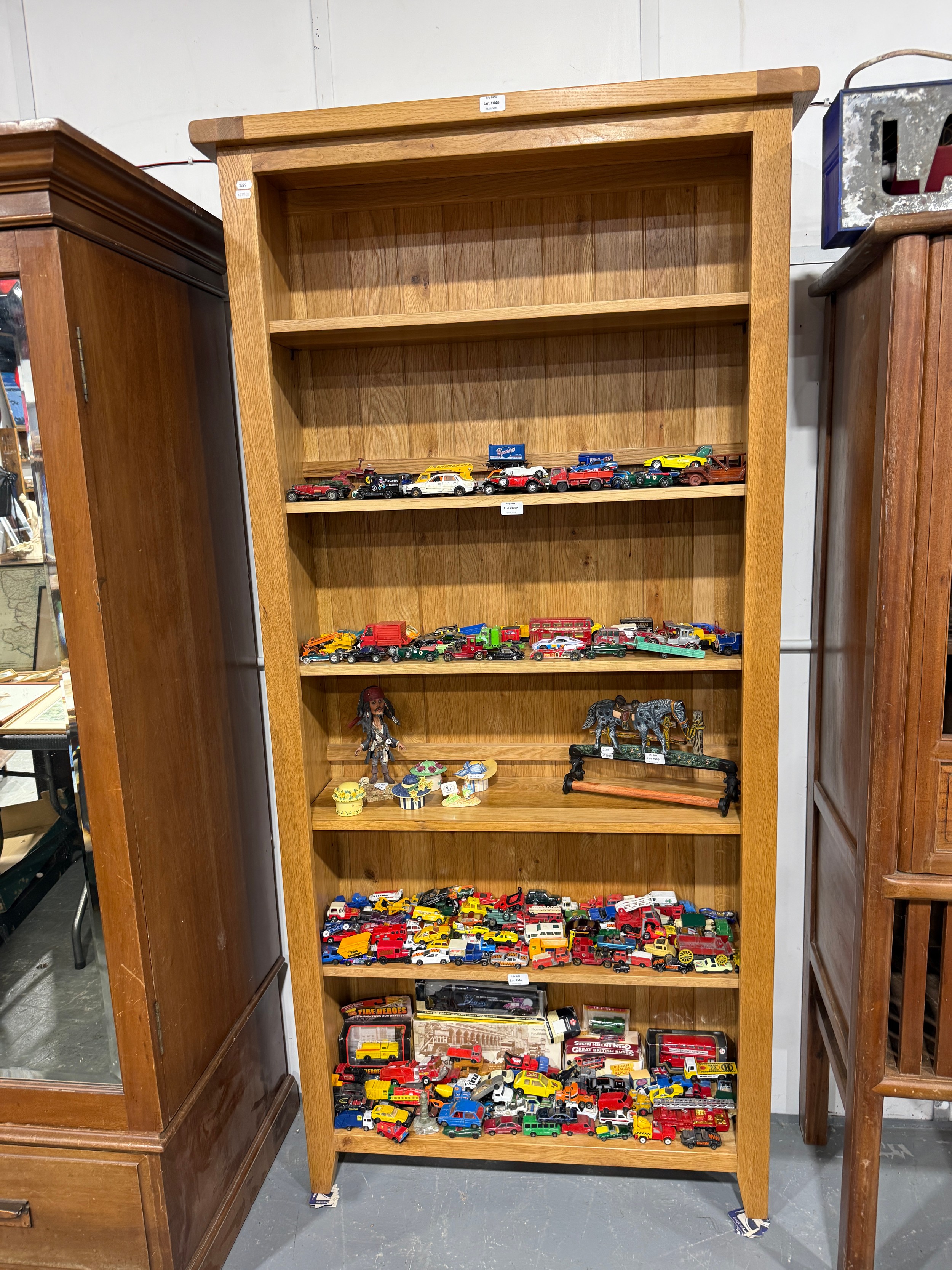 Lot 646