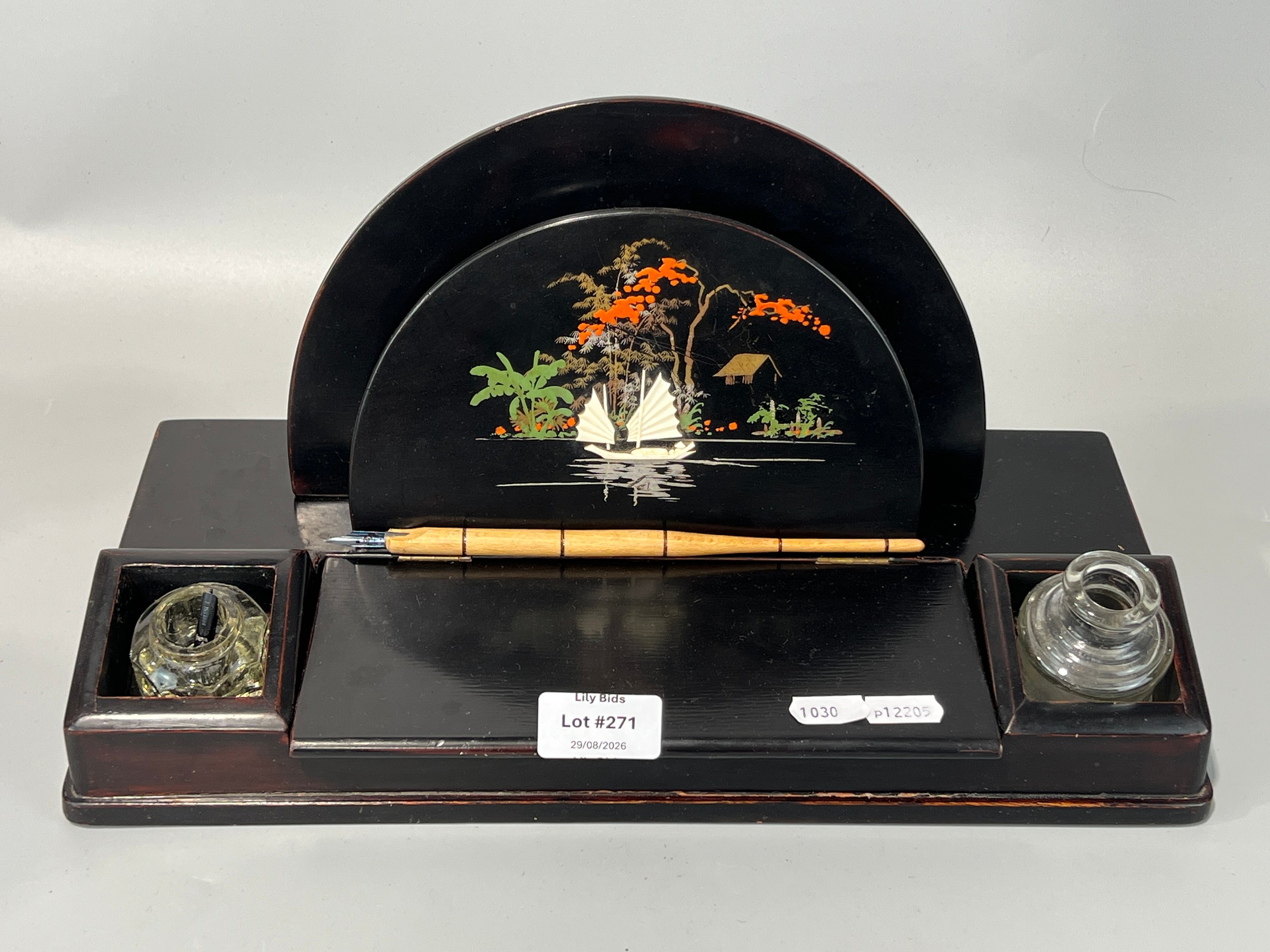 Lot 271