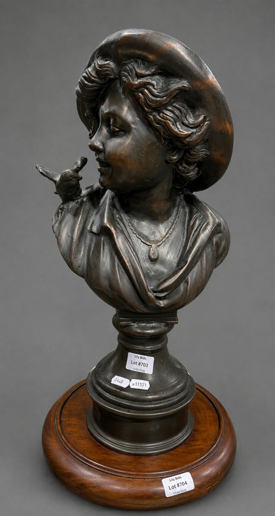 Lot 272