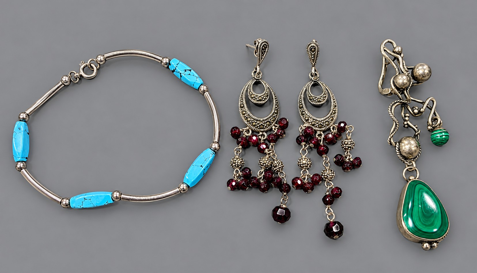 Collection of Silver Jewellery Including Earrings & a Bracelet
