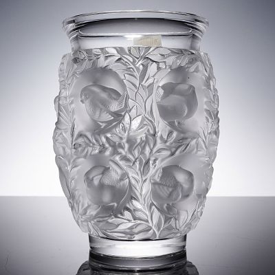 Lalique Crystal Vase, Bagatelle. This vase is a fine example of Lalique's masterful crystal