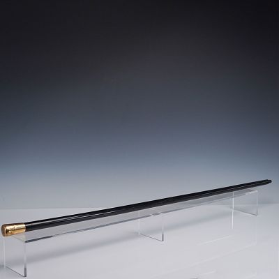Antique Walking Stick with Monogrammed 4K Gold Handle. A distinguished antique walking stick