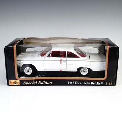Maisto 1:18 Die-Cast Car, 1962 Chevrolet Bel Air Special Edition. This 1:18 scale die-cast model