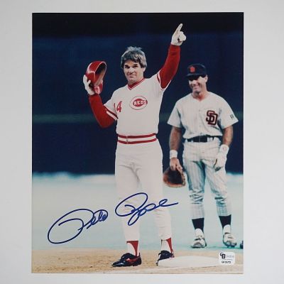 Pete Rose Signed Baseball Photo Global Authenticators. This 8"L x 10"H color photograph features