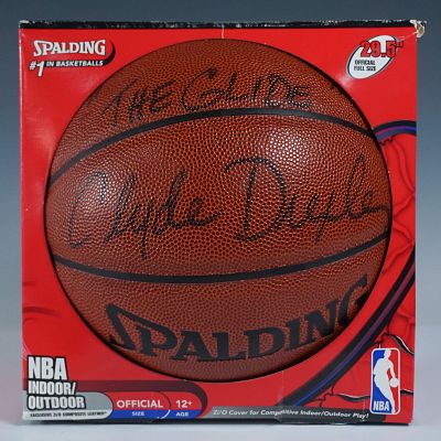 Spalding Basketball, Clyde Drexler Signed "The Glide". Official Spalding NBA Indoor/Outdoor