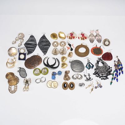 36pc Assorted Fashion Earrings, Mixed Styles & Materials. A vibrant and diverse collection of 36
