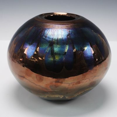 Bruce Fairman Signed Raku Pottery Vessel with Iridescent Glaze. A striking Raku-fired pottery