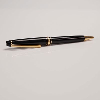 Montblanc Meisterstuck Classique Ballpoint Pen. Montblanc Meisterstuck Classique ballpoint pen 