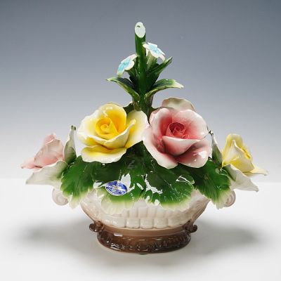 Nuova Capodimonte Italian Porcelain Centerpiece Floral Sculpture. A vibrant and finely crafted 
