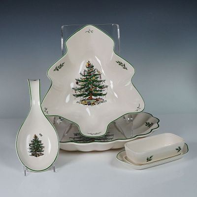 4pc Spode Christmas Tree Serveware Set. A festive 4-piece Spode serveware grouping from the 