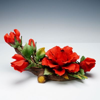 Albertini Collection Capodimonte Porcelain Red Roses Sculpture. Radiating classic Neapolitan 