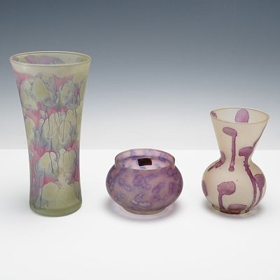 3pc Hand Painted by Ilanit Art Glass Vases. This beautiful set of three hand painted vases by 