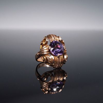 GIA Certified Soviet Russian 9K Gold Ring with 4.13CT Lab Grown Sapphire. An ornate Soviet 