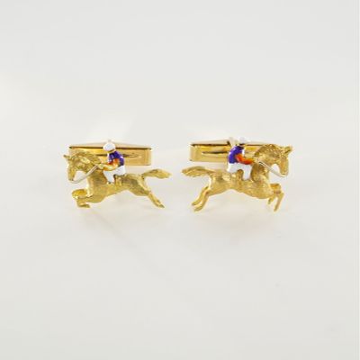 Pair of 14K Yellow Gold Horse and Jockey Cufflinks. Finely crafted pair of 14K yellow gold 