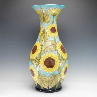Moorcroft Pottery by Sally Tuffin Vase, Sunflower. A large, stunning pottery decorated with 