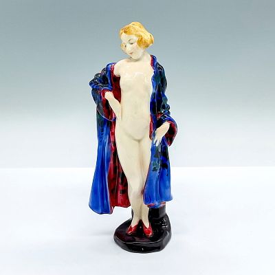 Royal Doulton Porcelain Figurine, The Bather HN774. Glazed nude figure of a woman in a long bath 