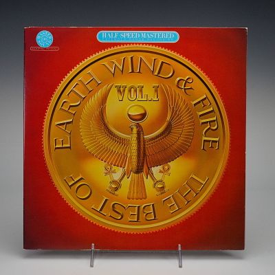 Earth Wind and Fire Vinyl Record, The Best of Vol. 1. Featured here is The Best of Earth Wind 