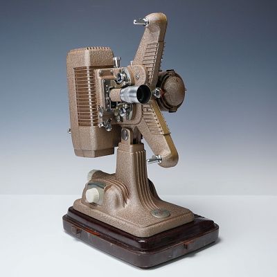 Revere Camera Co. Model P-90 Projector. A vintage film projector, manufactured in Chicago 