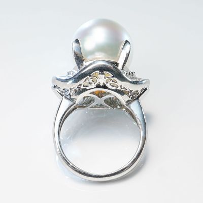 Platinum White South Sea Pearl and 1.80ctw Diamond Ring. This striking ring is crowned with a 