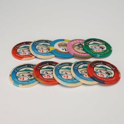10pc Chinook Winds Lincoln City Oregon Casino Chips. A collection of ten casino chips including 
