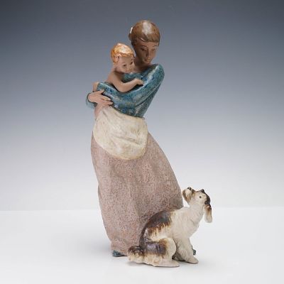 Lladro Gres Porcelain Sculpture, Jealous Friend 01012187. Porcelain sculpture titled Jealous 