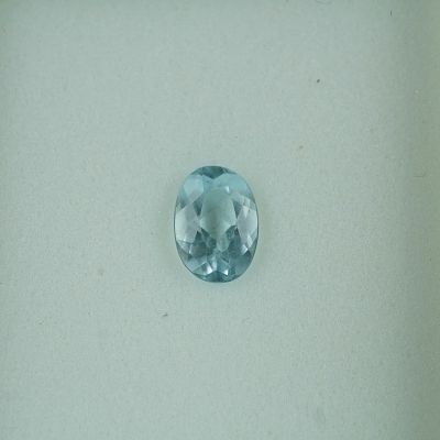 0.75 CT Aquamarine Oval Cut Gemstone. This sparkling 0.75-carat aquamarine gemstone features an 