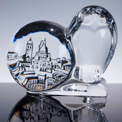 Baccarat Crystal Figurine, Paris Owl Sacre Coeur. This Baccarat crystal figurine features a 