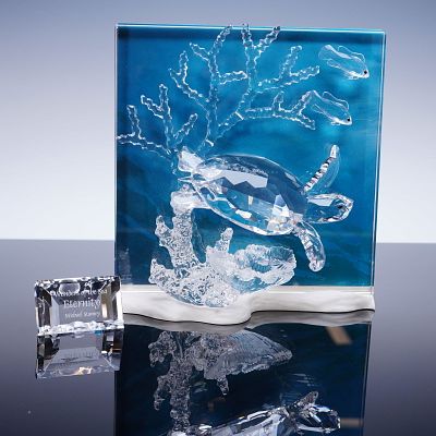 Swarovski Crystal Sculpture, Wonders of the Sea Eternity with Title Plaque. This annual edition 