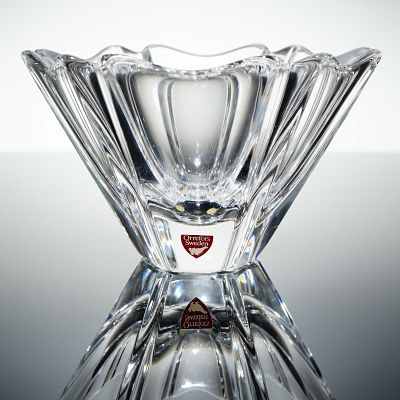 Orrefors Orion Crystal Bowl Designed by Lars Hellsten. A single Swedish contemporary art glass 