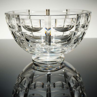 Orrefors Crystal Thousand Windows Footed Centerpiece Bowl by Simon Gate. A single, heavy, clear 