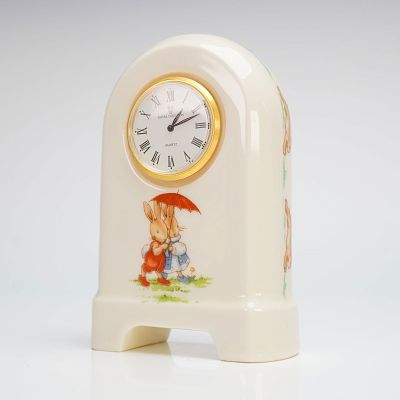 Royal Doulton Bunnykins Desk Clock, Sheltering Under an Umbrella EC3. Limited edition of 1,000. 