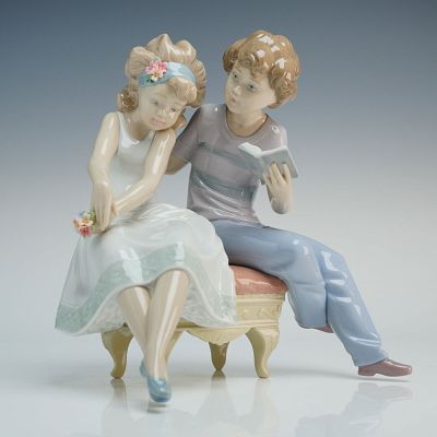 Lladro Porcelain Figurine A Poem for My Girl 1006821. A Lladro glazed porcelain figurine titled 