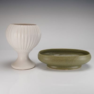 2pc McCoy Floraline Pottery Planters and Bowls, Shapes 407 and 476-8. Duo of ceramic pottery 