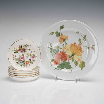 Coll. of 7 Kaiser Lauriane & Crown Staffordshire Pagoda Plates & Saucers. A collection of 7 