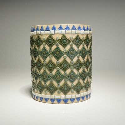 Doulton Lambeth Silicon Ware Jardiniere. A Doulton Lambeth Silicon Ware stoneware jardiniere of 