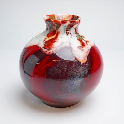 Royal Doulton Burslem Artwares Lantao Flambe Vase, Limited Edition. This Royal Doulton Archives 