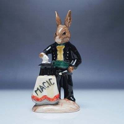 Royal Doulton Bunnykins Magician DB 159, Limited Edition. Royal Doulton Bunnykins Magician 