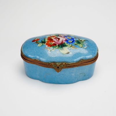 Sevres Hand Painted Floral Porcelain Keepsake Box. This Sevres hand-painted porcelain keepsake 