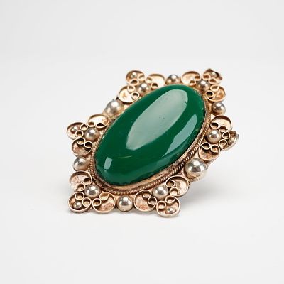Mexican 925 Sterling Silver Green Oval Stone Ring. This artisanal Mexican jewelry piece is a 925 