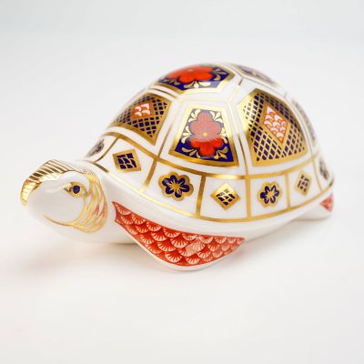 Royal Crown Derby Turtle Paperweight with Box. A Royal Crown Derby fine bone china turtle 