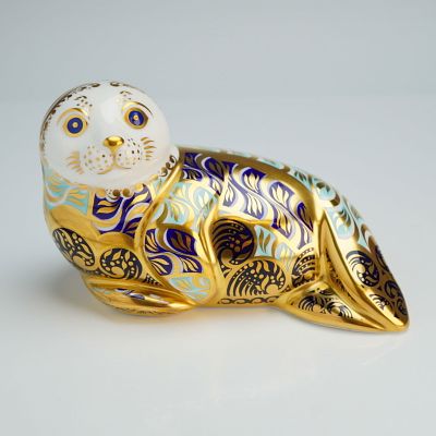 Royal Crown Derby Paperweight Harbour Seal. The piece is decorated in a traditional 