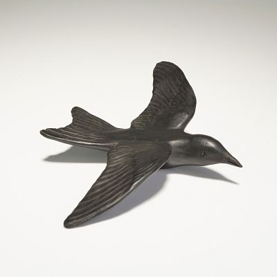 Wedgwood Black Basalt Bird Figurine. A Wedgwood black basalt bird figurine modeled in flight 