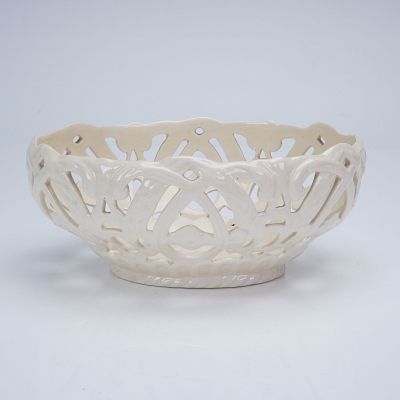 Wedgwood Etruria Creamware Pierced Openwork Oval Basket Bowl. A single oval ceramic centerpiece 