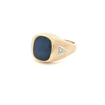14K Yellow Gold, Diamond & Sapphire Cabochon Ring. This 14K yellow signet style ring features a 