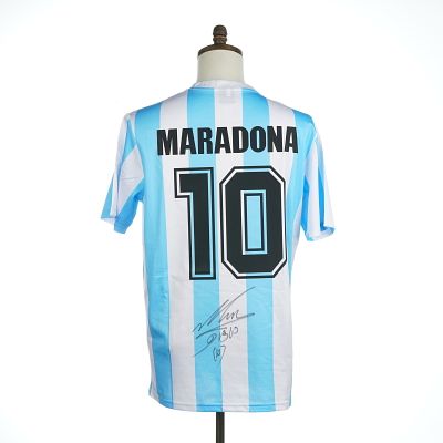 Diego Maradona Signed 1986 Argentina Home Jersey FIFA World Cup Icons. A modern replica football 