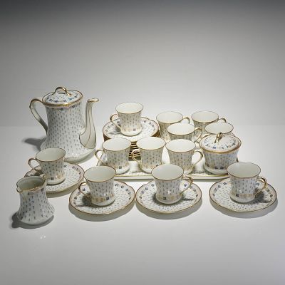 Royal Limoges Touraine Pattern Porcelain Tea and Coffee Service. A comprehensive twenty-eight 
