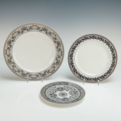 3pc Rosenthal Versace Porcelain Plate Set, Marqueterie. A three-piece set of Rosenthal for 