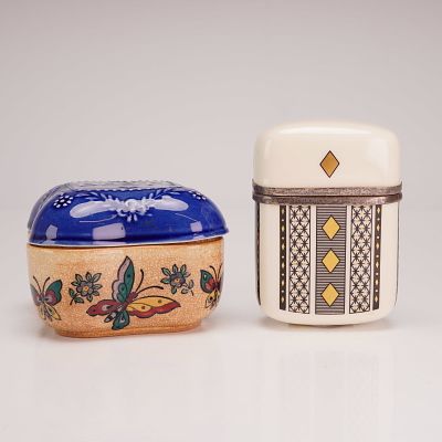 Two Wedgwood Lidded Boxes from the Rubin Collection. This lot consists of two ceramic boxes 