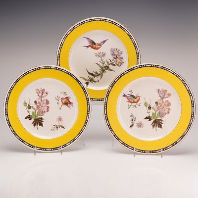 3pc Wedgwood Etruria Earthenware Plates. This trio of circular earthenware plates was produced 