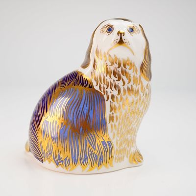 Royal Crown Derby King Charles Spaniel Paperweight with Box. A Royal Crown Derby paperweight 